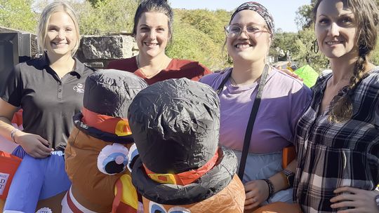 Ozona, CBB raise funds for local food pantry