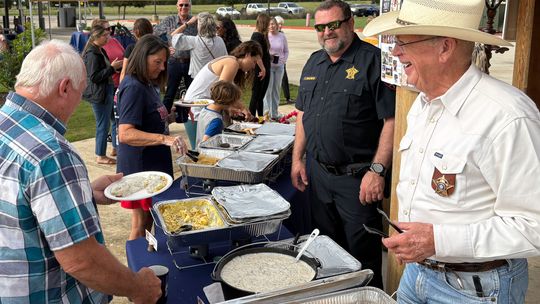 Sonora’s Cowboy Breakfast shoos in the rodeo for 4H-ers