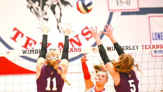 Texan Volleyball split with a loss and a win