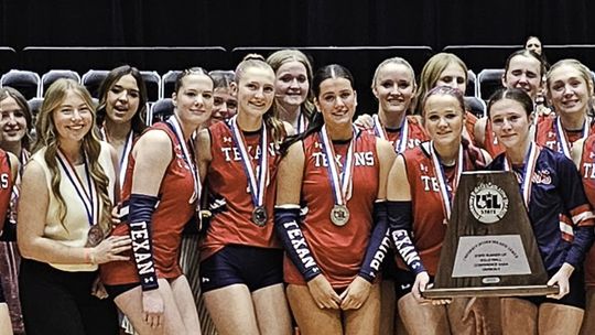 Texans come in second at state championship