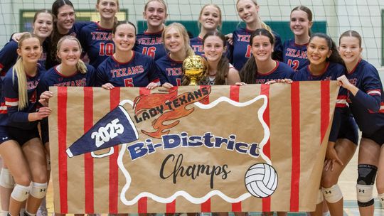 Texans sweep New Tech to win Bi-District Championship