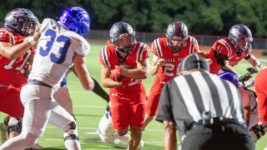 Wimberley stops Jarrell’s two-point try to win Homecoming classic
