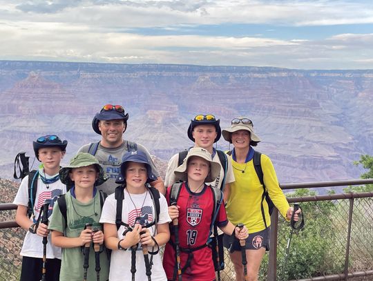 Bales family hikes Grand Canyon from rim to rim in 13.5 hours