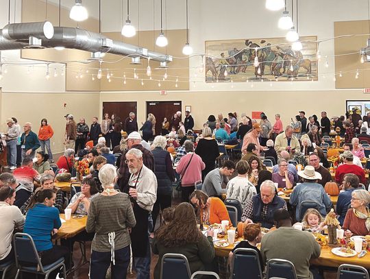 Community Thanksgiving served record number of meals