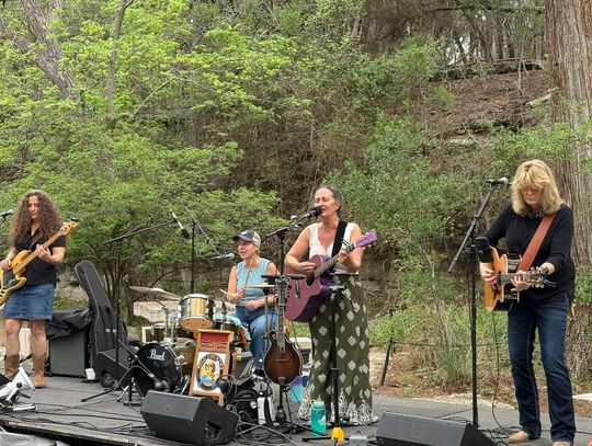 Amber Lucille, Monday Turner, Rose Gabriel and Sloan Michael of the HIll Country Honeys. Photo by Teresa Kendrick