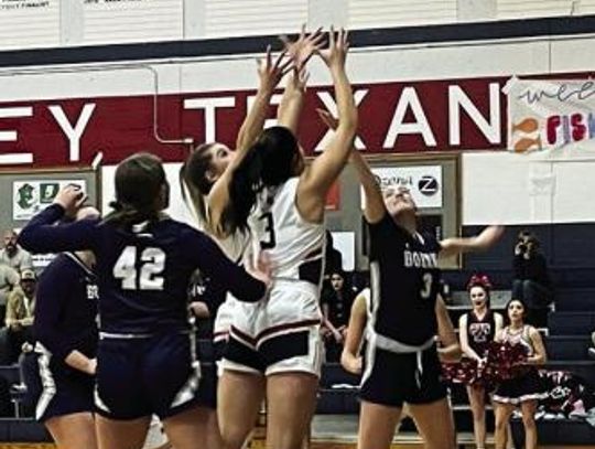 Lady Texans best Bulldogs, bruised by Boerne