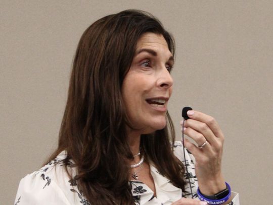 Lifelong learners plug into artificial intelligence