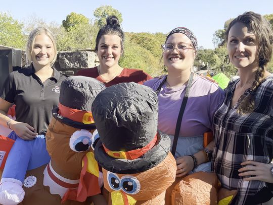 Ozona, CBB raise funds for local food pantry