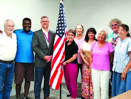 Rotary Club donates flag