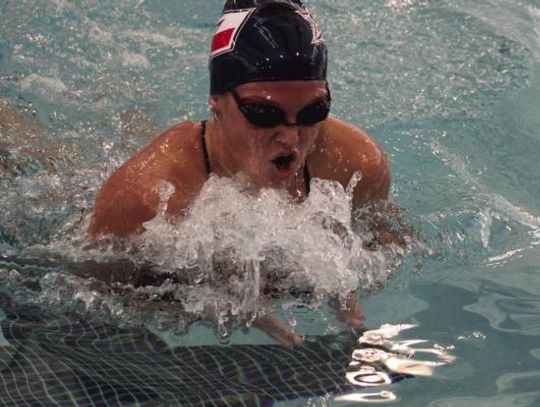 Texan Swim advances to regional, state meets