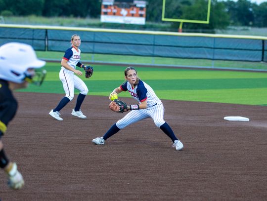 Texans historic seasons ends against Liberty