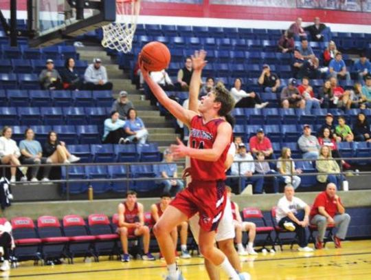 Texans narrowly miss Hoopfest championship