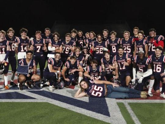 Texans relish Senior Night