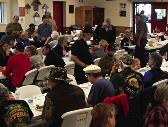 Veterans attend luncheon to mark Veterans Day