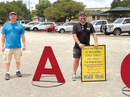 WAG/PALS hold low cost vaccine and microchip clinic