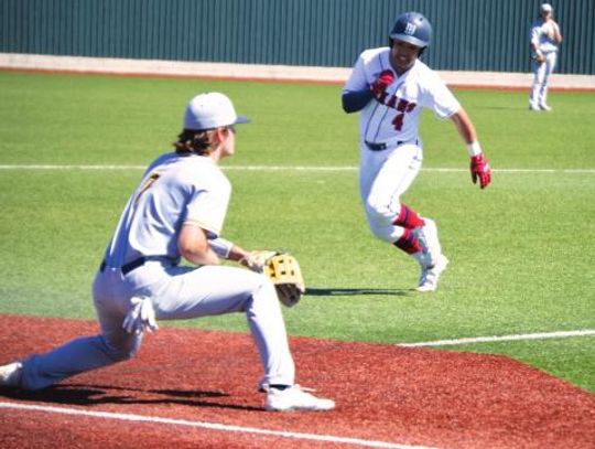 Wimberley battles tough in shorten Texan Classic