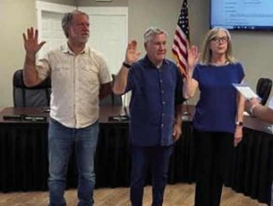 Wimberley City Council members sworn in to office