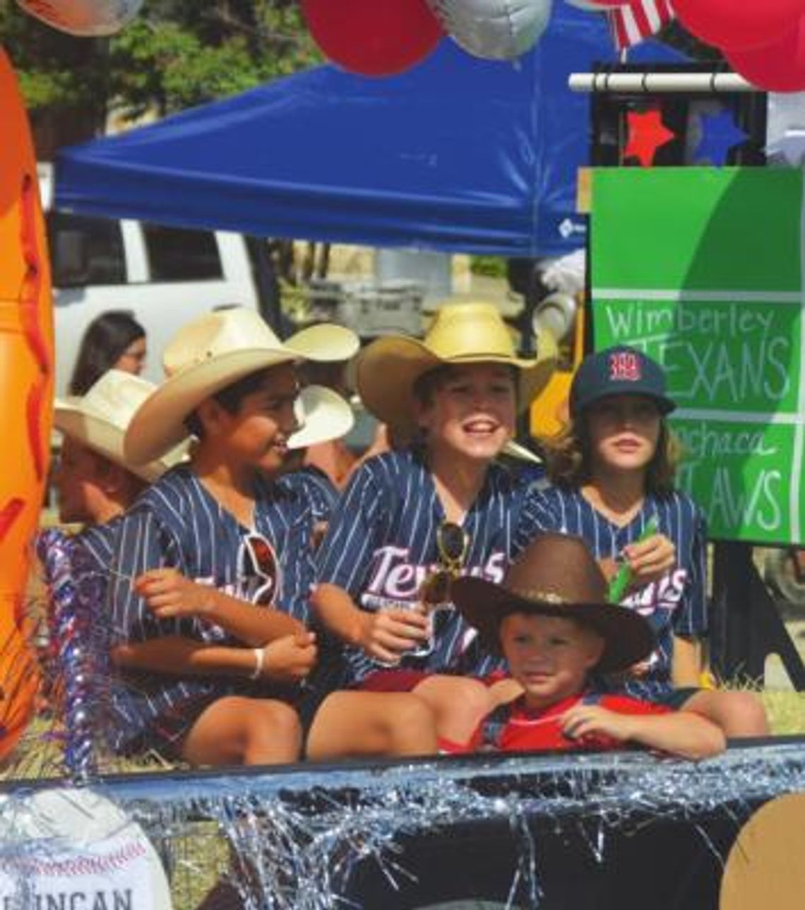 Huge crowd enjoys the Best Little Parade in Texas