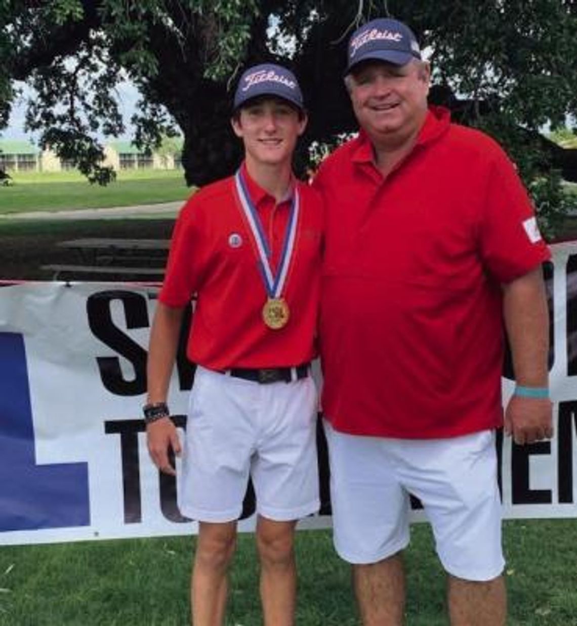 Junior wins state golf title, team finishes fourth