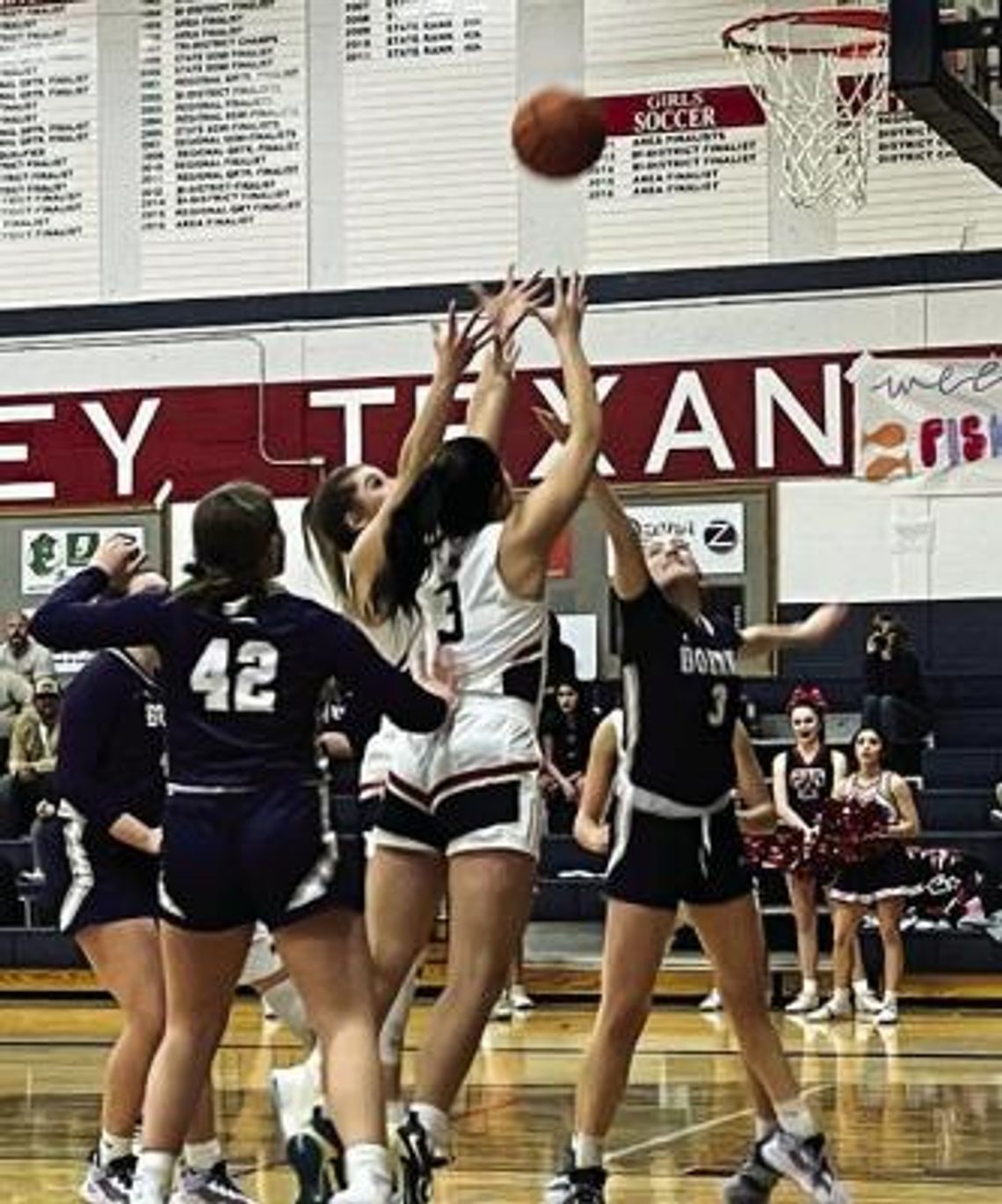 Lady Texans best Bulldogs, bruised by Boerne