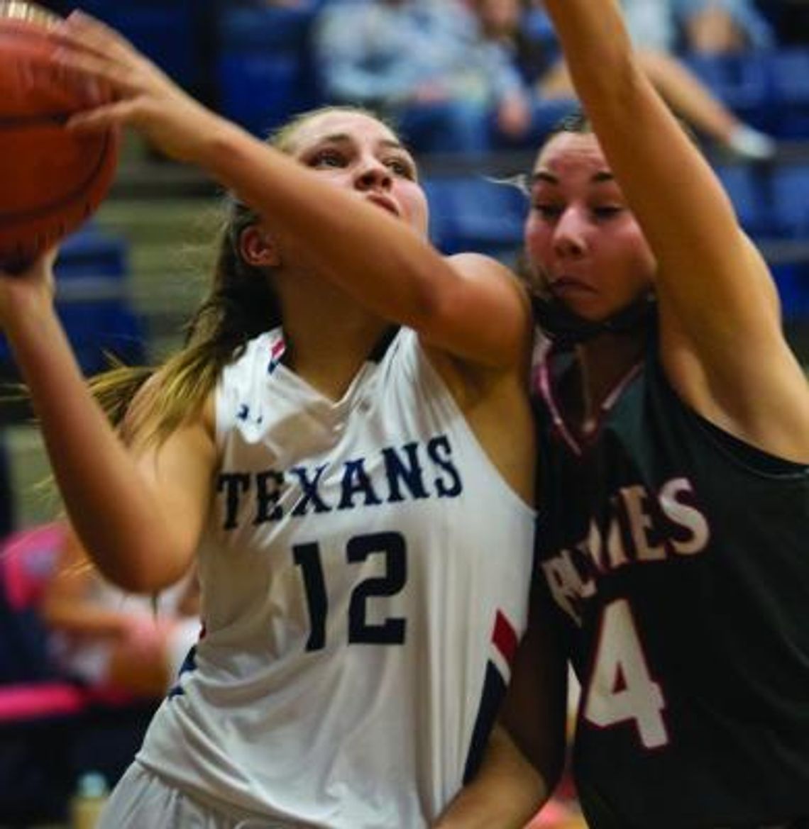 Lady Texans start district play 1–2