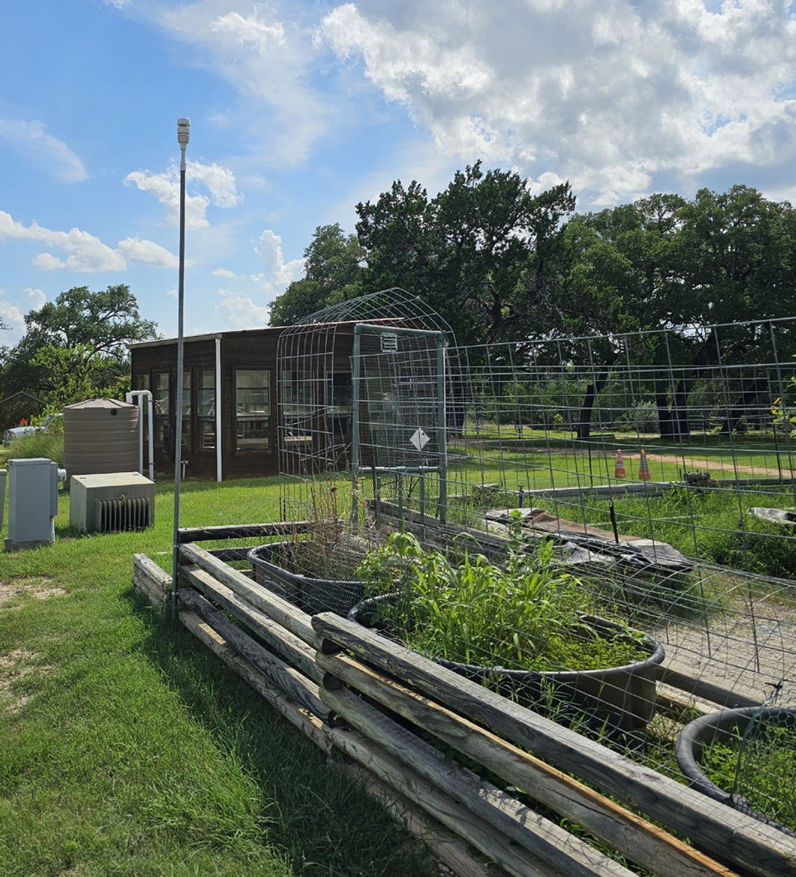 Master Gardeners establish remote weather station