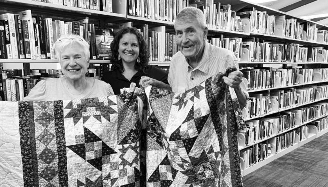 Saunders win library’s “Storyteller’s Quilt” fundraiser