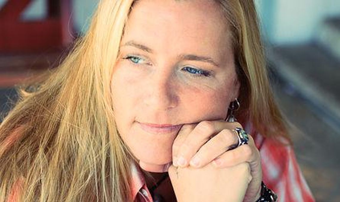 Photo by Todd V. Wolfson Susan Gibson performs at Susanna’s Kitchen March 19.