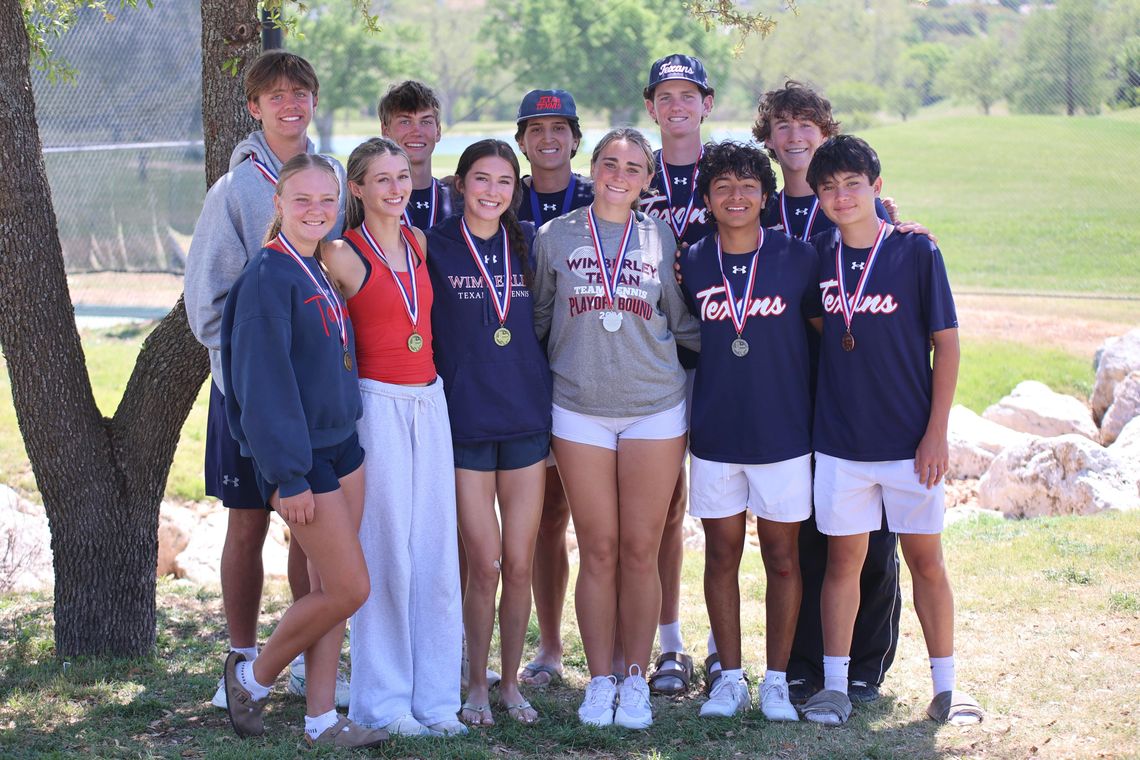 Texan Tennis advances to the Regionals Texan Tennis advances to the Regionals