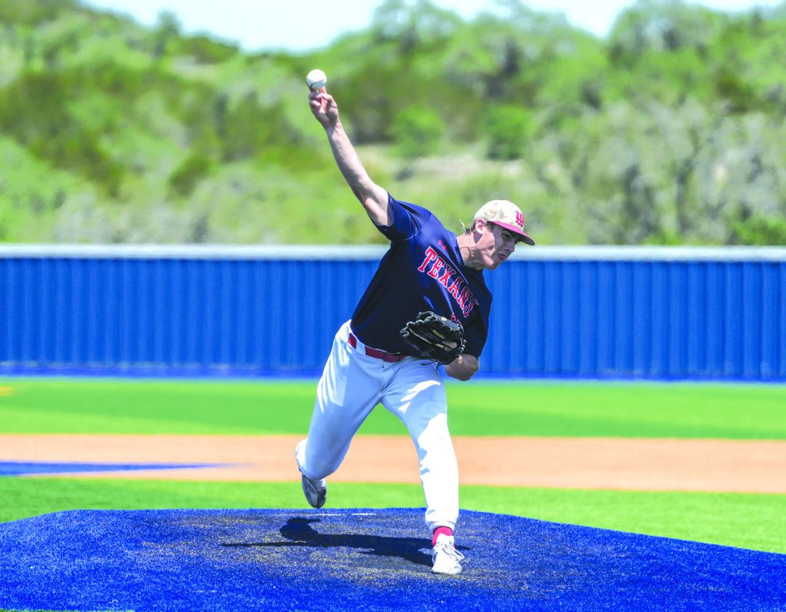 Texans battle the elements to win Bi-District championship over Lago Vista Vikings