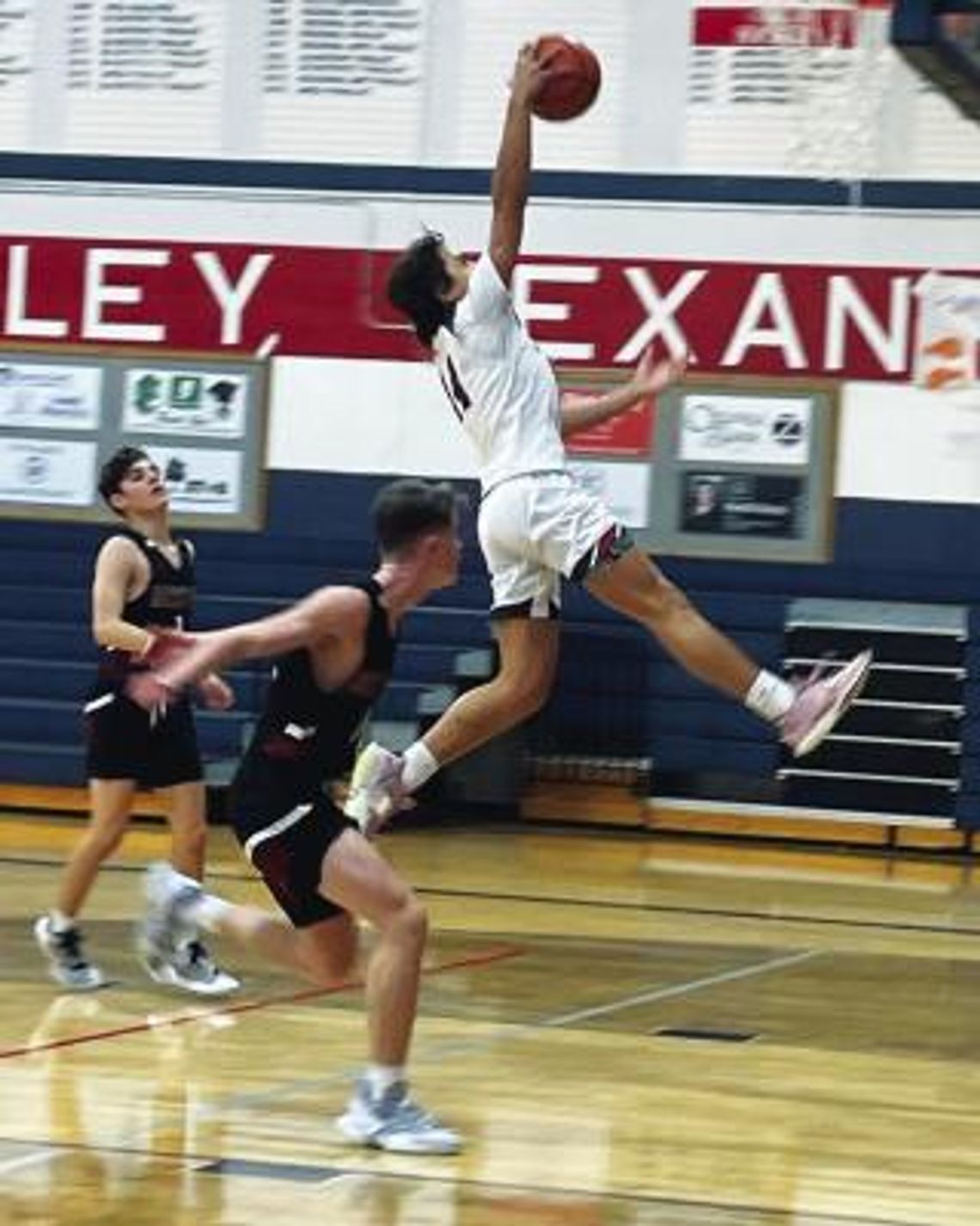 Texans, Lady Texans close out 2022 with HoopFest