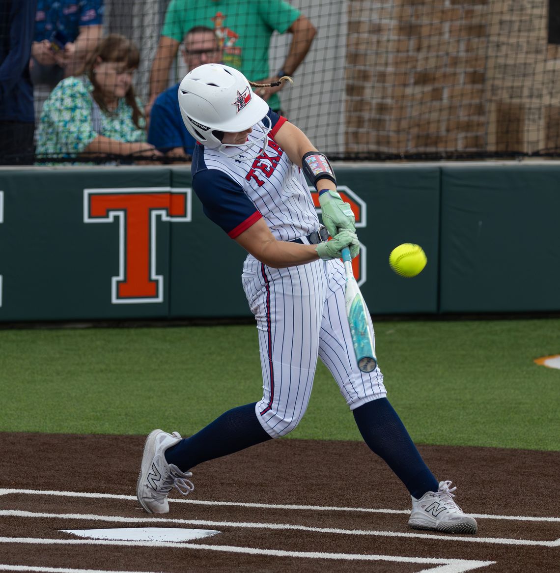 Texans make history, advancing to first-ever regional final Texans make history, advancing to first-ever regional final