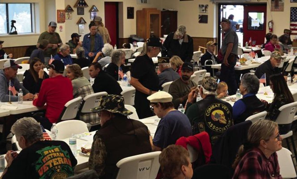 Veterans attend luncheon to mark Veterans Day