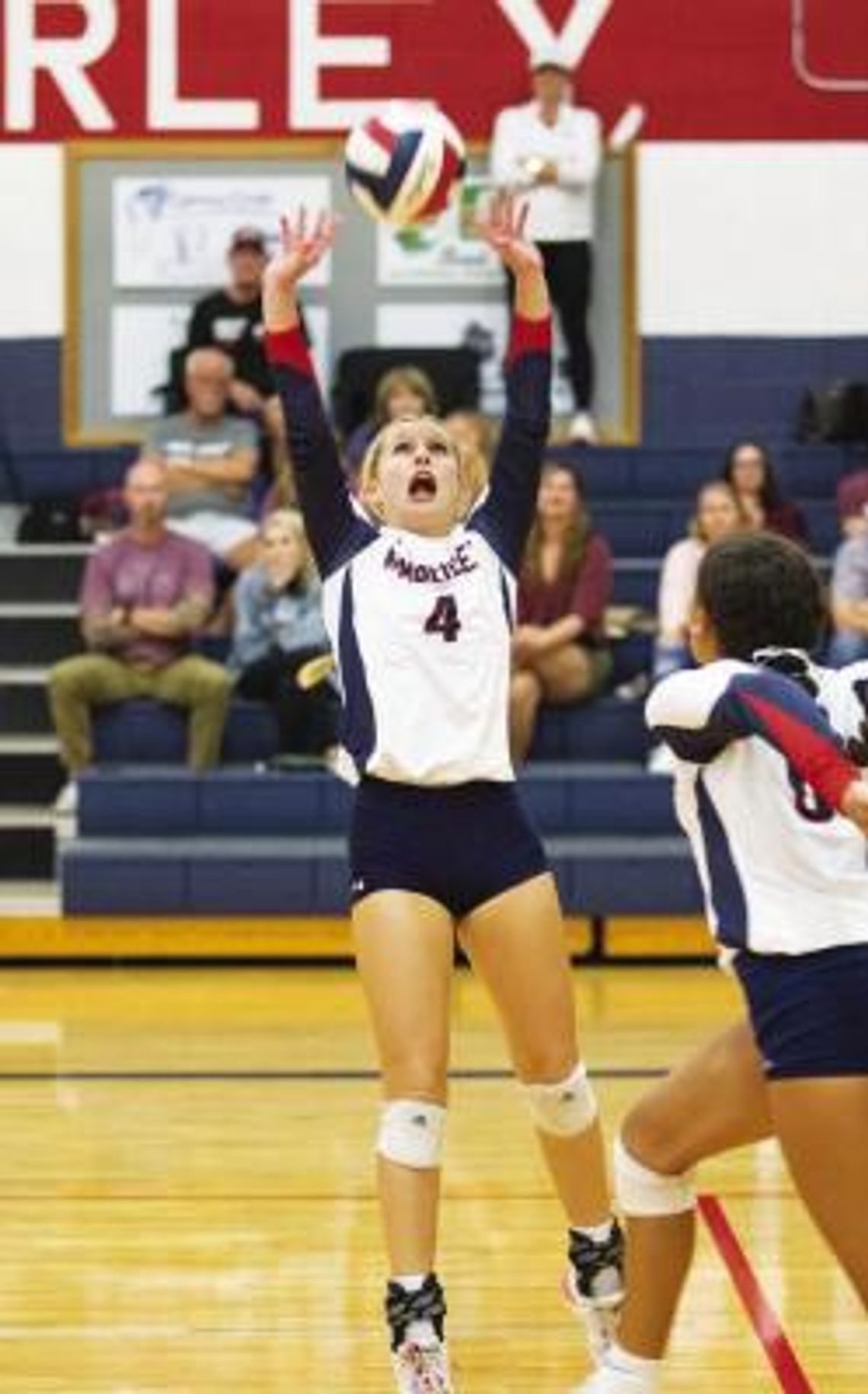 Volleyball sweeps Battlin’ Billies