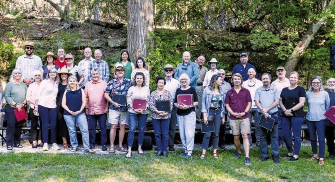 Wimberley mayor, council honor local volunteers