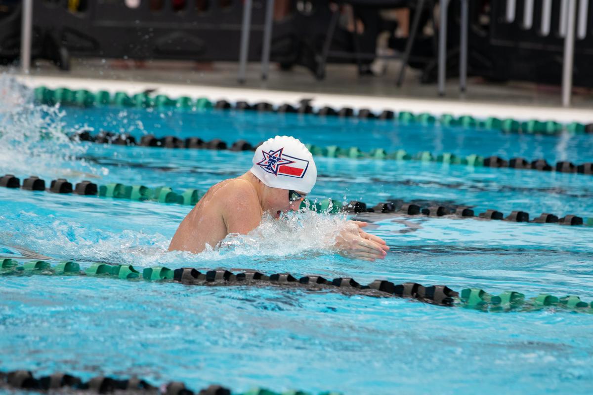 Photo by Paul Mayhew/paulmayhewphotography.com Michael Donovan’s 100 yd breas...
