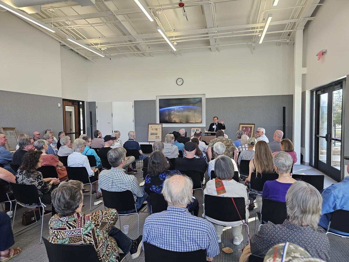 Photo by Paul Mayhew The audience at the Wimberley Village Library was full o...