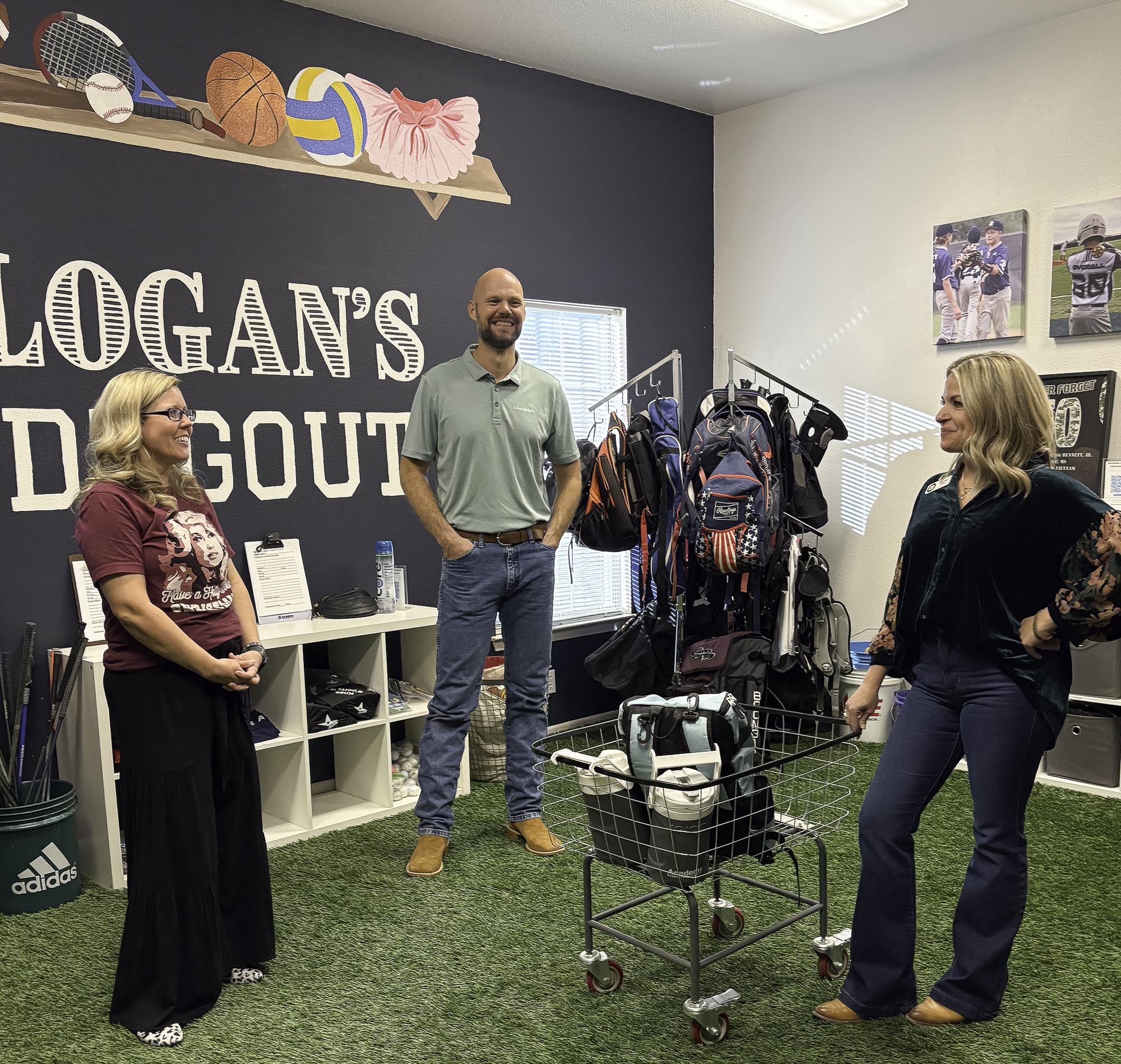 Photo by Teresa Kendrick The open house allowed visitors to visit Logan’s Dug...